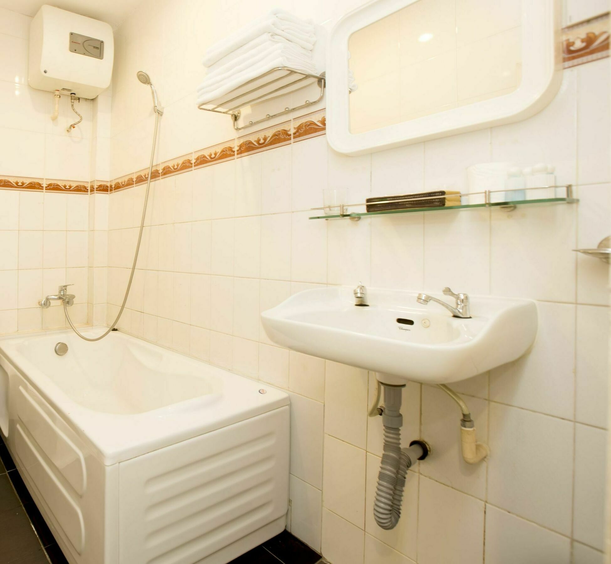Saigon Crystal Hotel Ho Chi Minh City Exterior photo