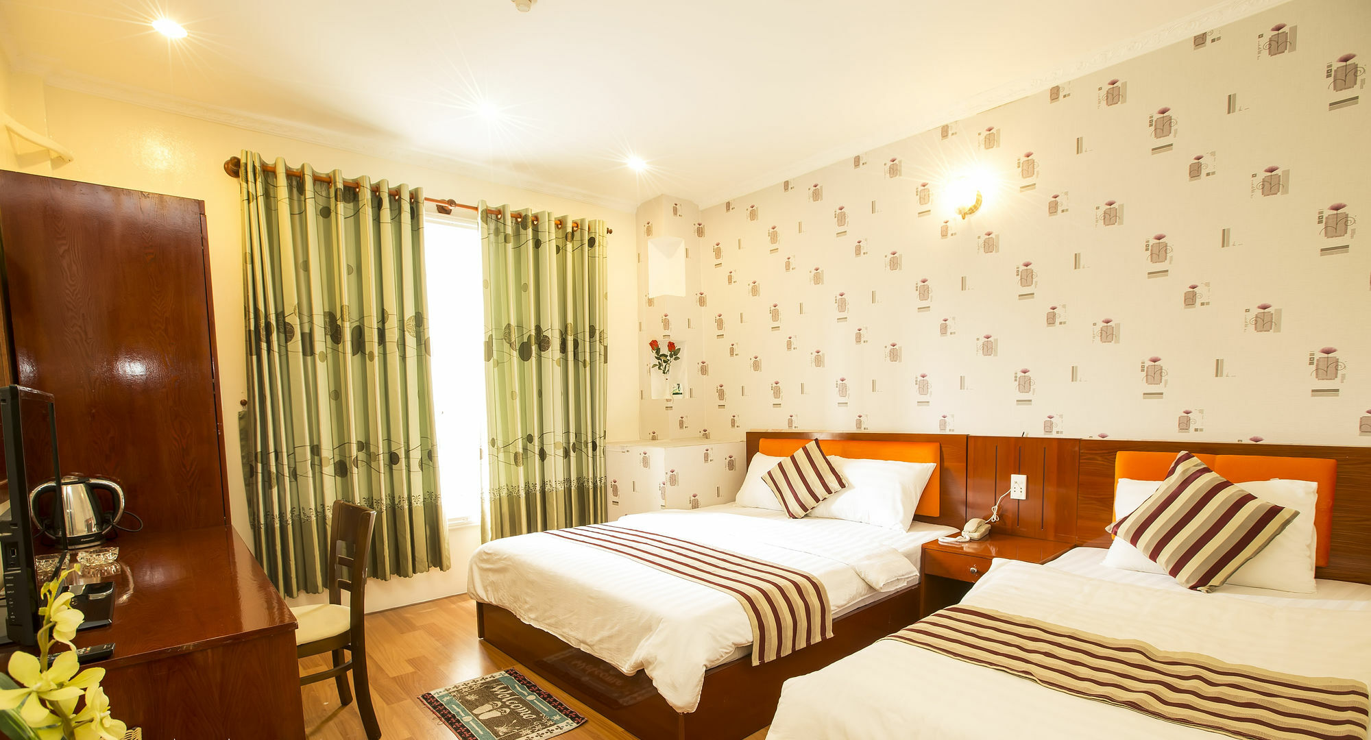 Saigon Crystal Hotel Ho Chi Minh City Exterior photo