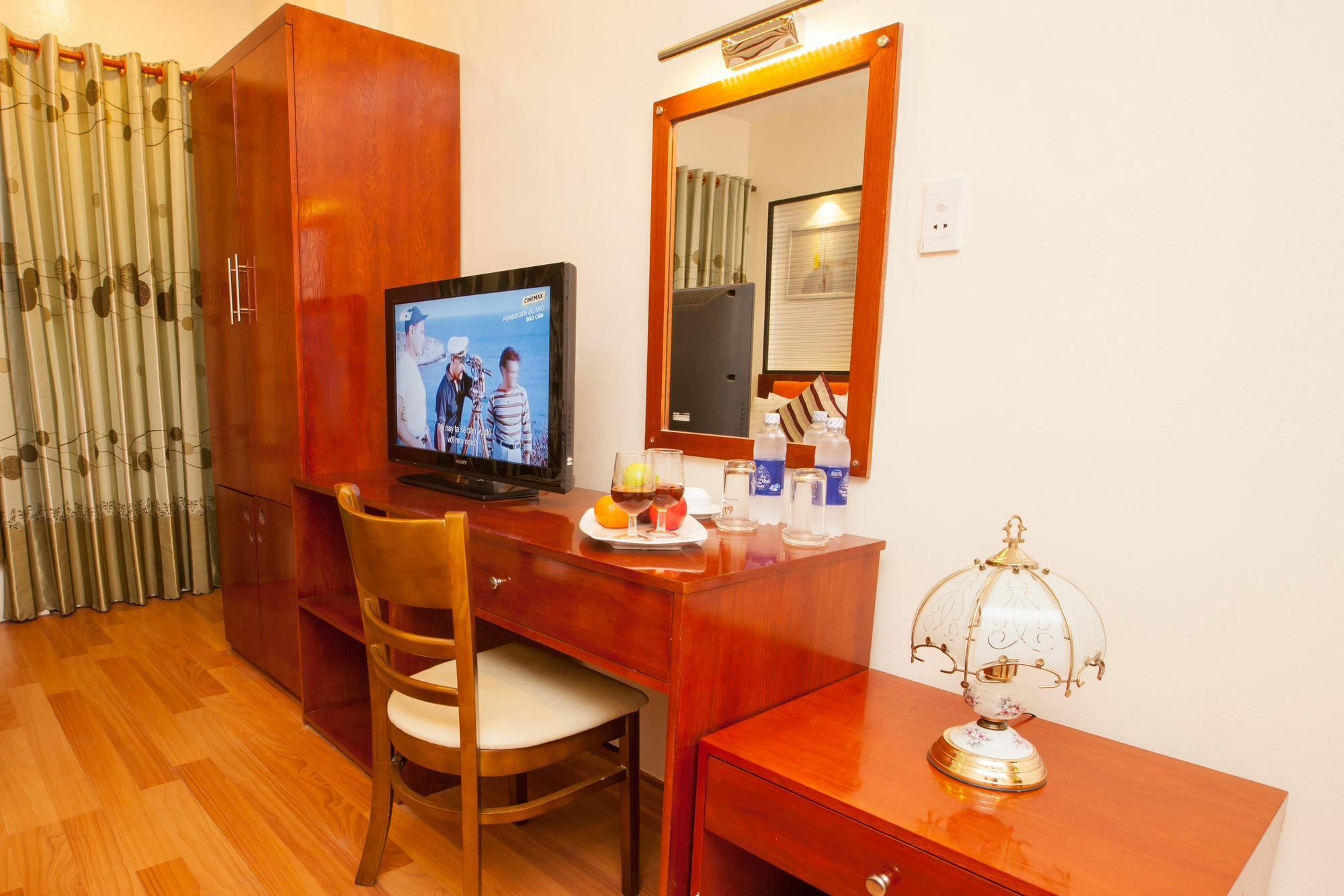Saigon Crystal Hotel Ho Chi Minh City Exterior photo
